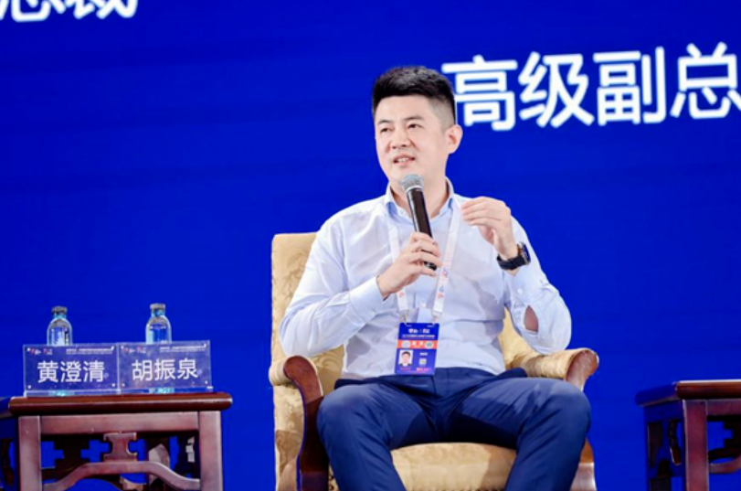 未来，360将继续秉持“上山下海助小微”的企业使命
